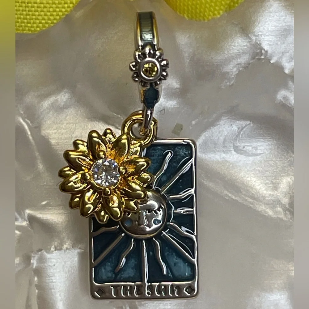 Bracelet Charm Tarot Card The Sun Sterling Silver - Picture 2 of 7